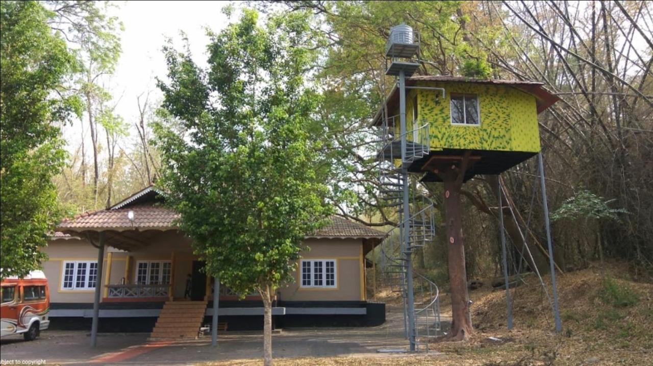 Elephant Valley Resort Pulpally Exteriör bild